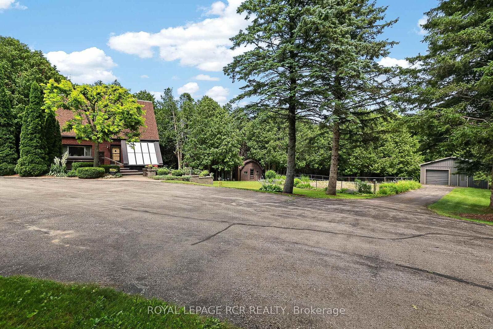 Property Photo: 502 Townline Road ON L0B 1A0