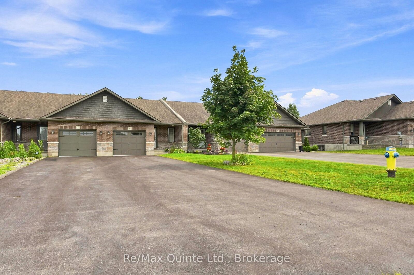 Property Photo:  53 Aspen Drive  ON K8V 0E2 