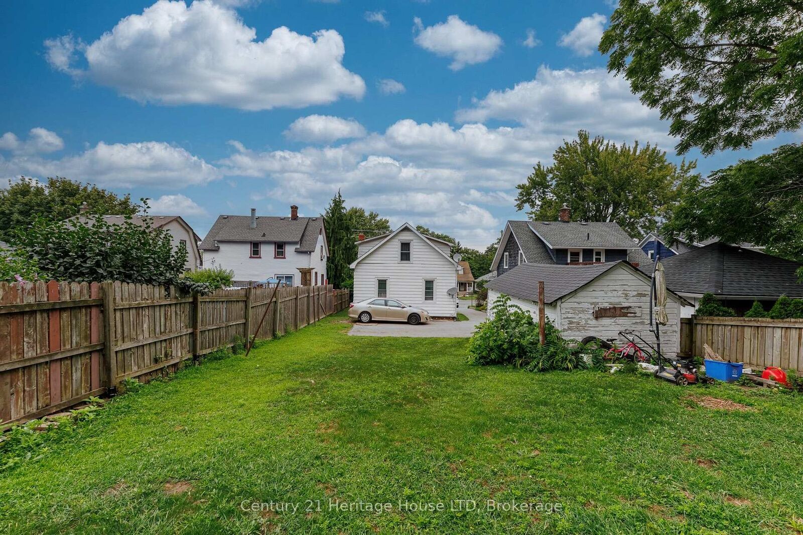 Property Photo:  182 Bertie Street  ON L2A 1Z1 