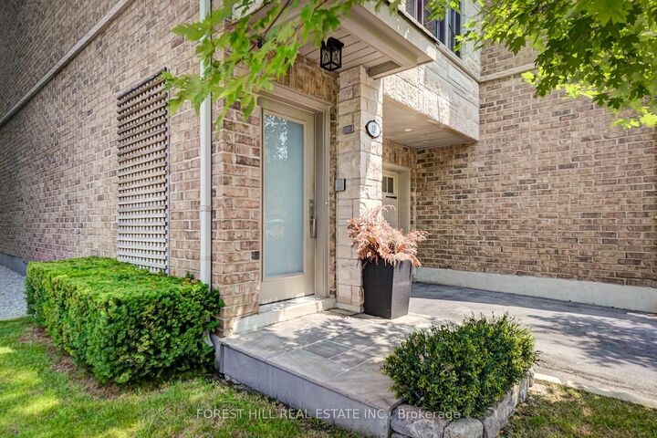 Property Photo: 111 Powseland Crescent ON L4L 0C5