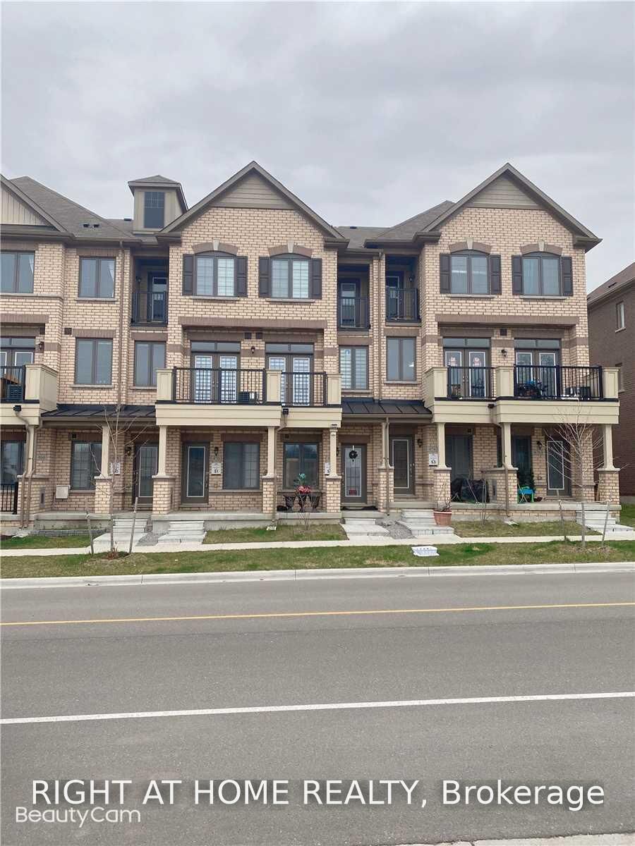 Property Photo:  470 Arthur Bonner Avenue  ON L6B 1P6 