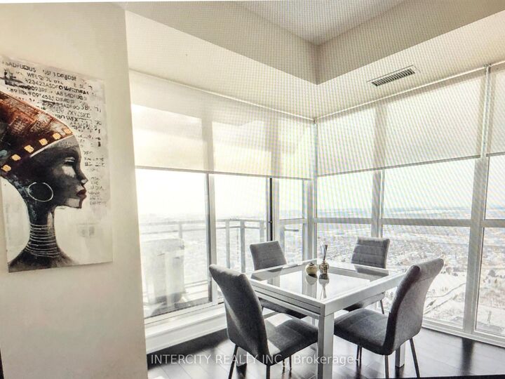 Property Photo: 4011 Brickstone Mews 4202 ON L5B 0G3