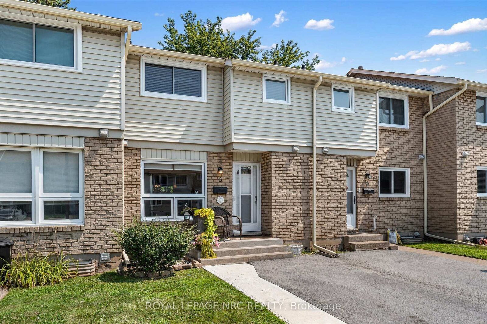 Property Photo:  6767 Thorold Stone Road 6  ON L2J 3W9 