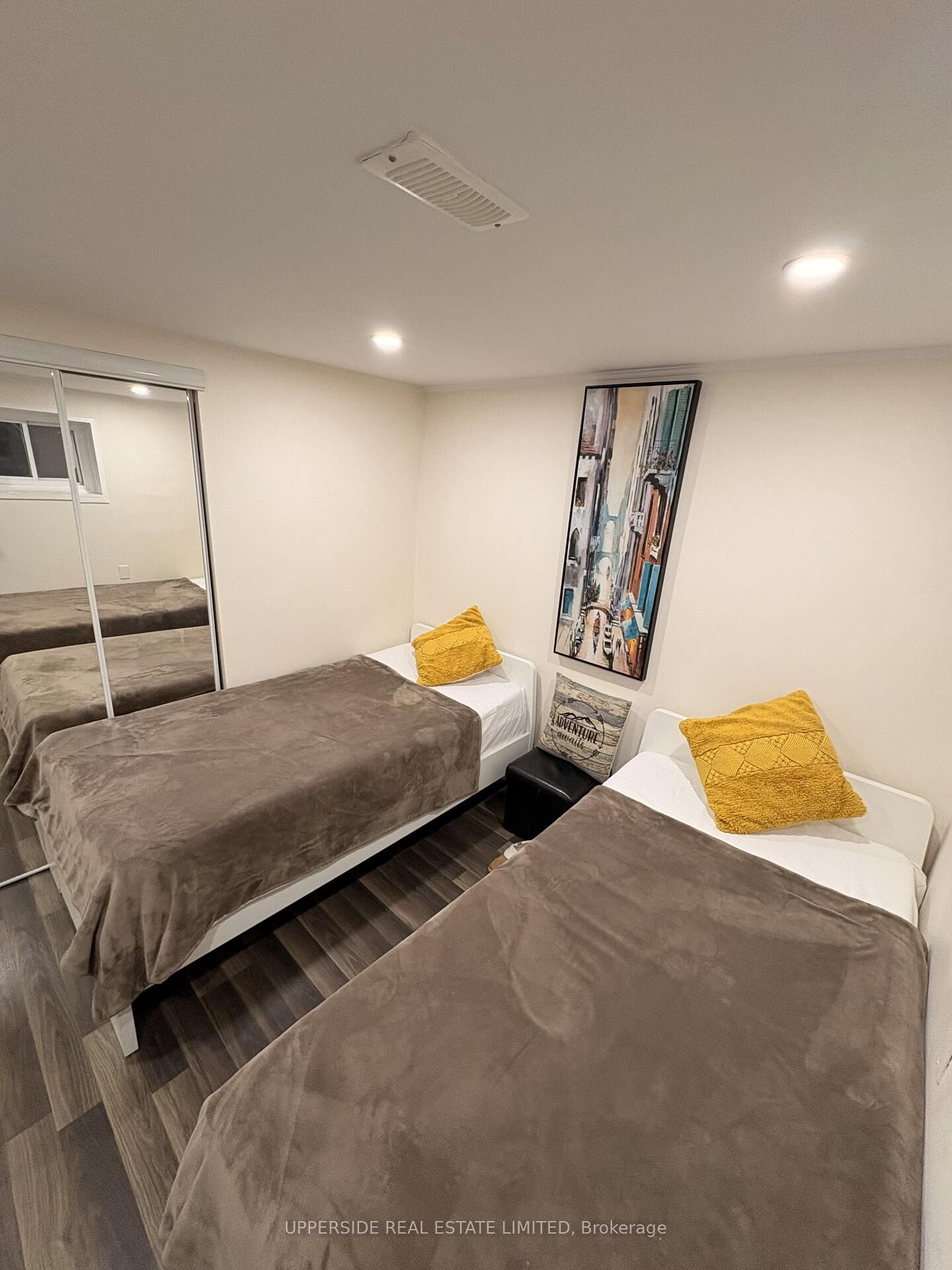 Property Photo:  42 O'Shea Crescent  ON M2J 2N5 