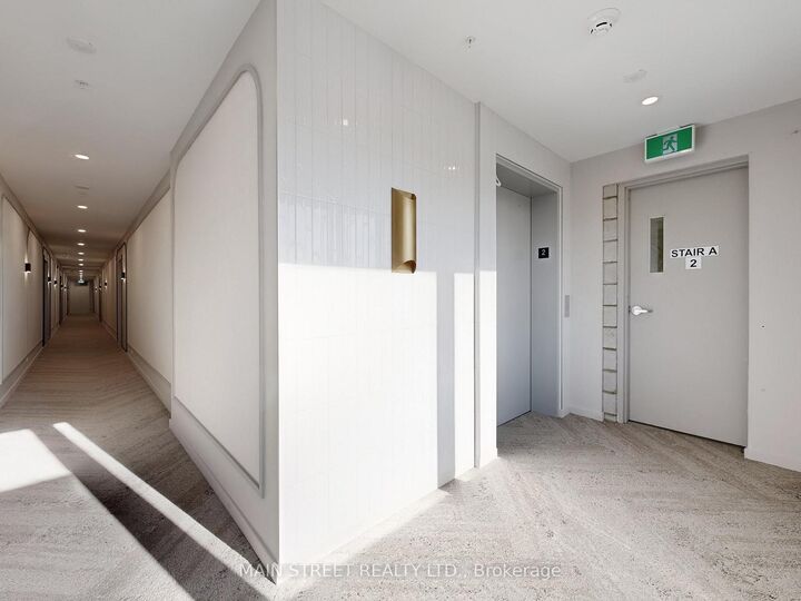 Property Photo:  49 Charles Street 203  ON L3Y 3V7 