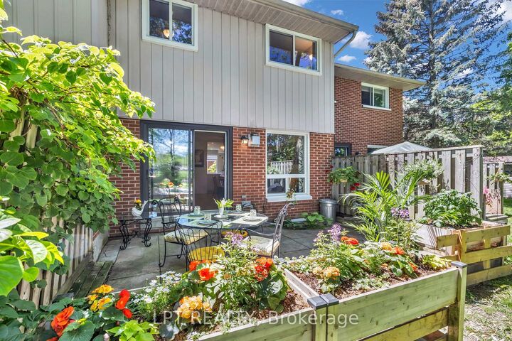 Property Photo:  49 Rhonda Road # 70  ON N1H 7A4 