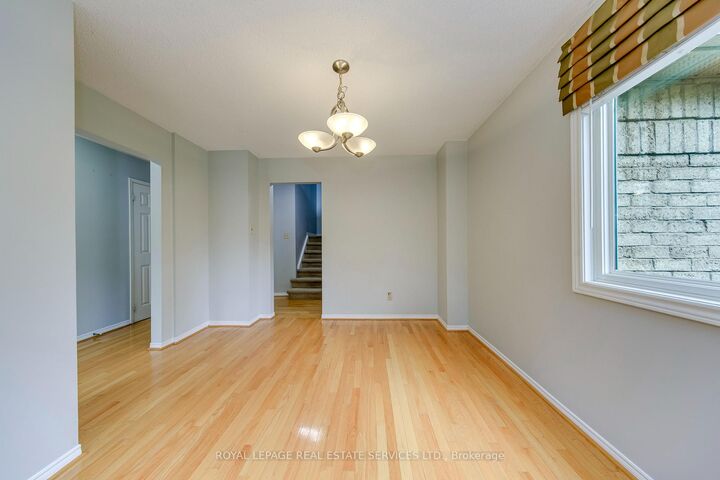 Property Photo: 3420 South Millway Drive 19 ON L5L 3V4