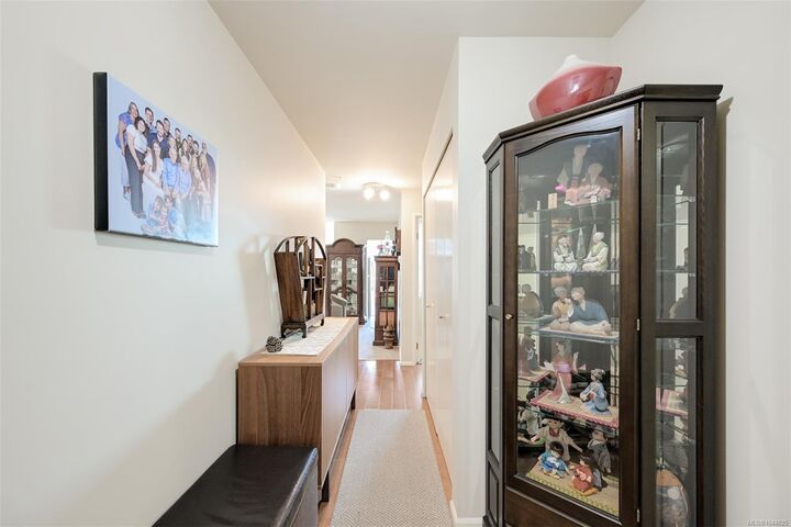 Property Photo: 1010 View St #708 BC V8V 4Y3