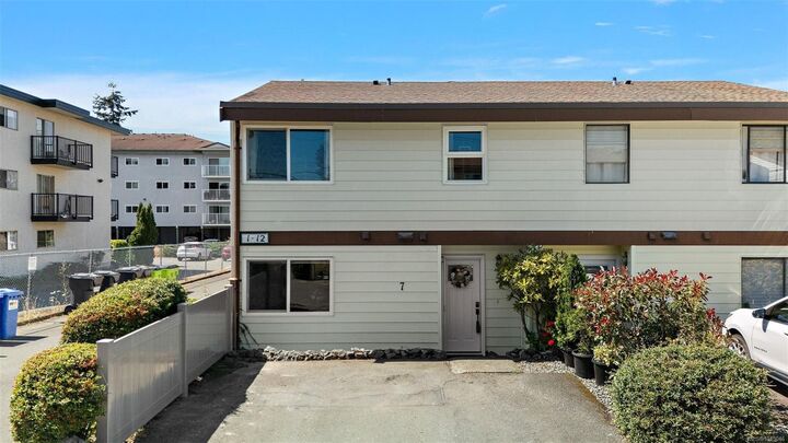 10046 Fifth St #7 — photo 1