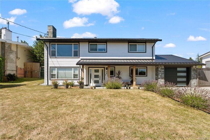 Property Photo: 34 McLean St BC V9W 2L9
