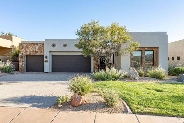 Property Photo:  1747 W Red Cloud Cir  UT 84770 