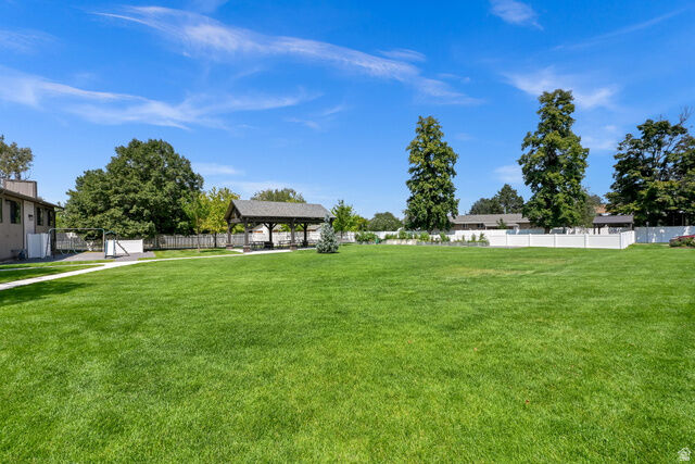 Property Photo: 6914 S 855 E UT 84047