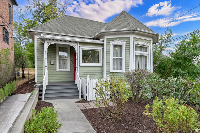 Property Photo:  131 W 400 N  UT 84103 