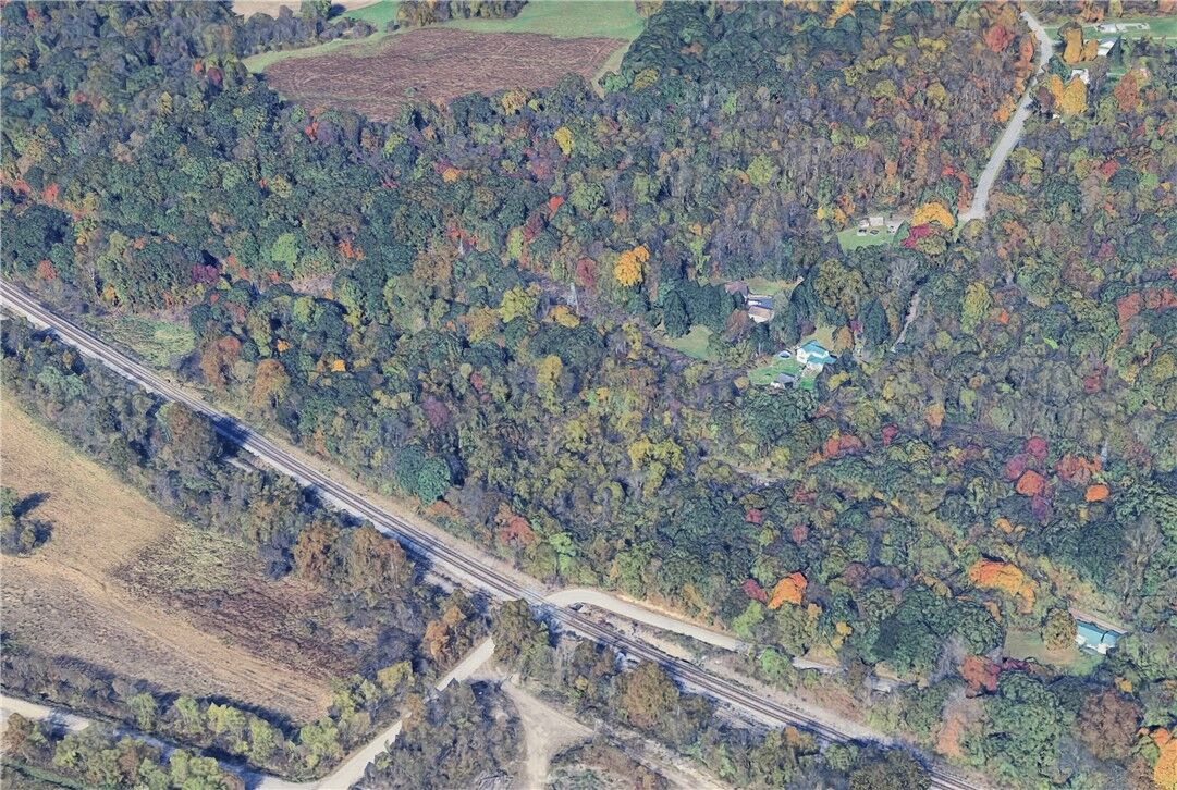 Property Photo:  1258 Covert Rd  PA 16101 