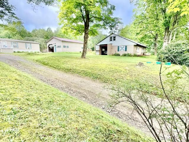 Property Photo: 661 Scranton Hollow Road PA 16365