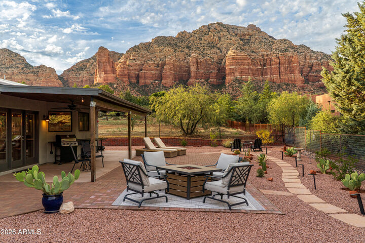 Property Photo: 300 Raintree Road AZ 86351