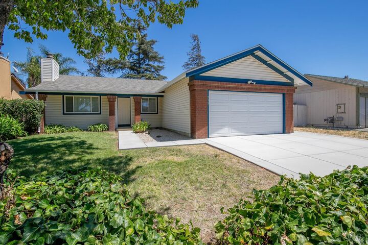 Property Photo: 519 Crested Drive CA 94585