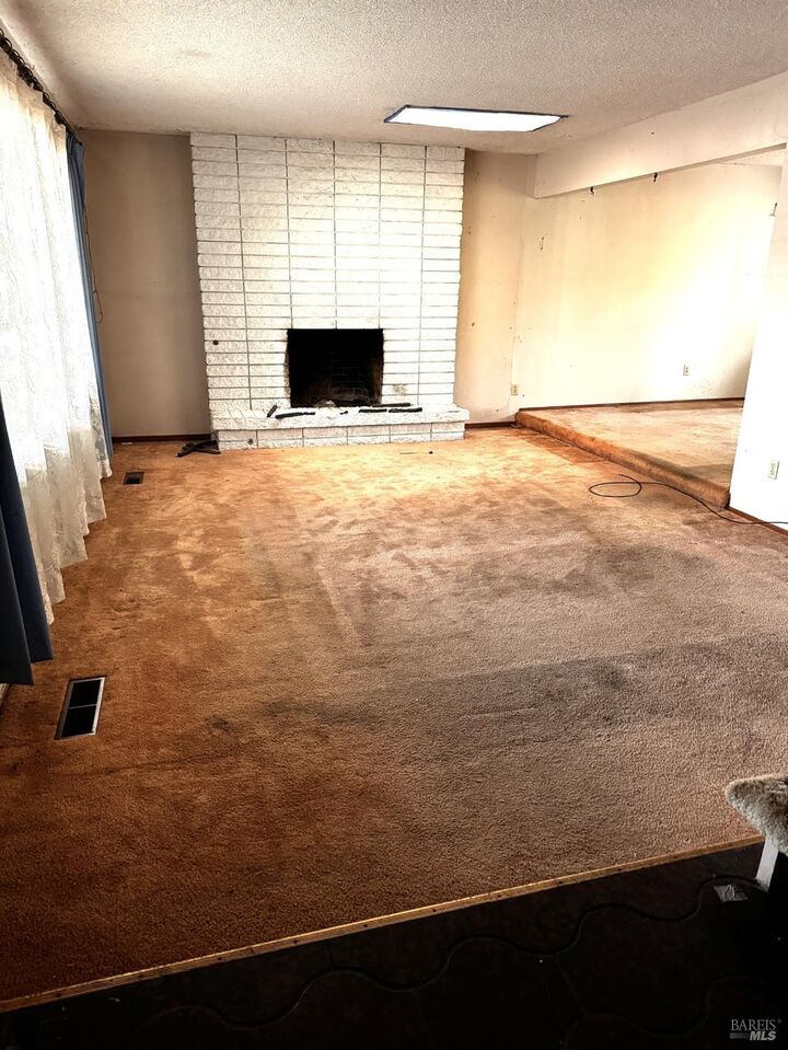 Property Photo:  2850 Creekside Road  CA 95405 