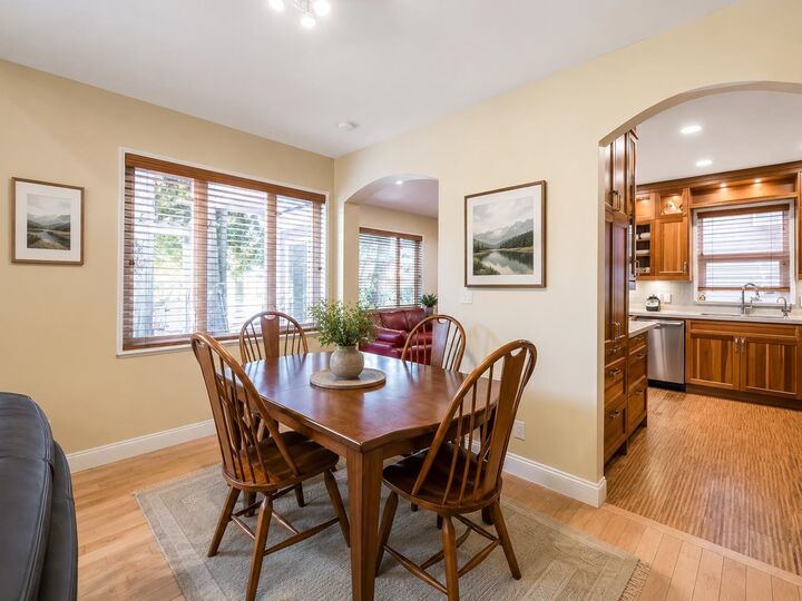 Property Photo: 15055 20 Avenue 8 BC V4A 9Y2