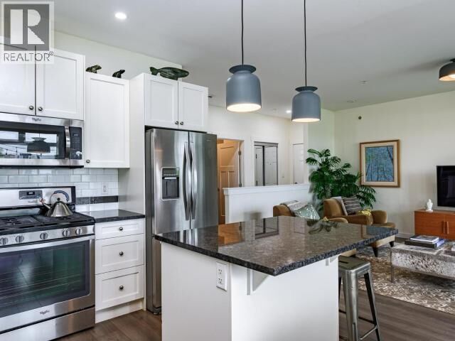 Property Photo:  102-5009N 44 Street  NT X1A 0E3 