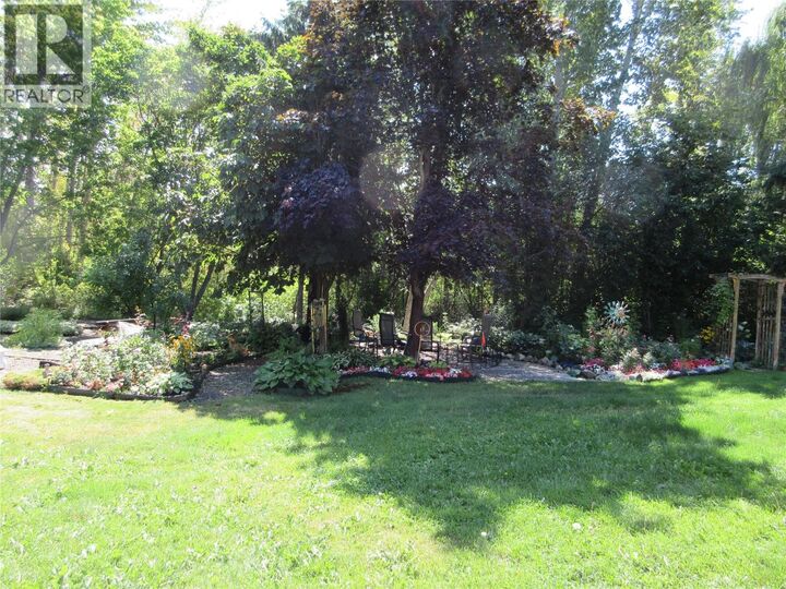 Property Photo:  415 Commonwealth Road 3321  BC V4V 2M4 