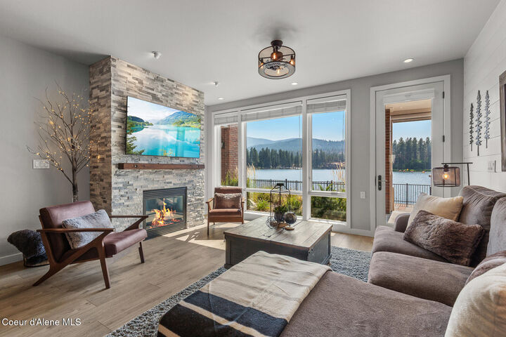 Property Photo:  415 W Waterside Dr Apt 104  ID 83854 