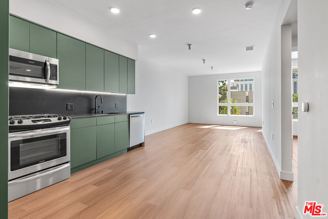 Property Photo: 10601 Washington Blvd, Unit 603 CA 90232