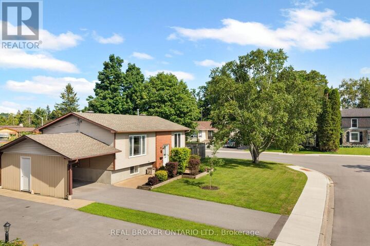 Property Photo: 243 Grant Street ON K7C 2S2