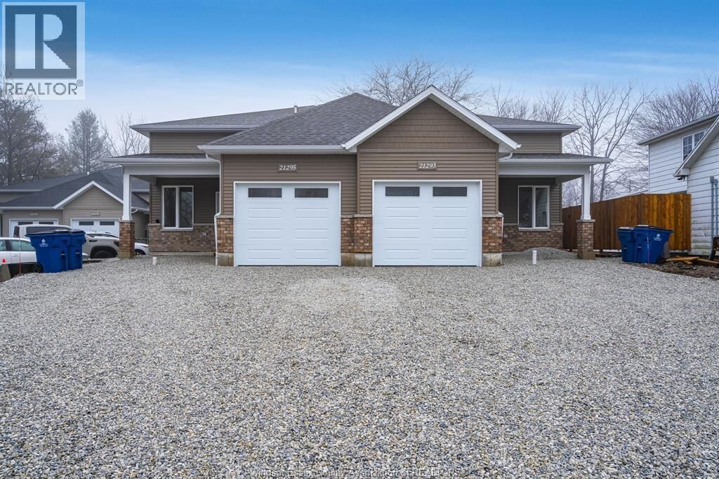 Property Photo: 21293 Harbour Road 2 ON N0P 2P0