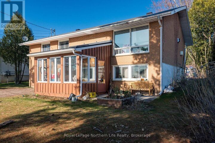 Property Photo:  500 Valley View Drive North  ON P0H 1Z0 