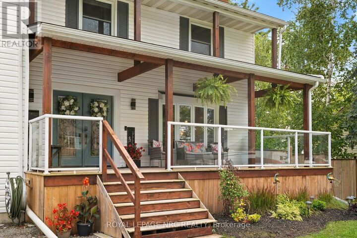 Property Photo: 11 Connaught Avenue ON L0S 1K0