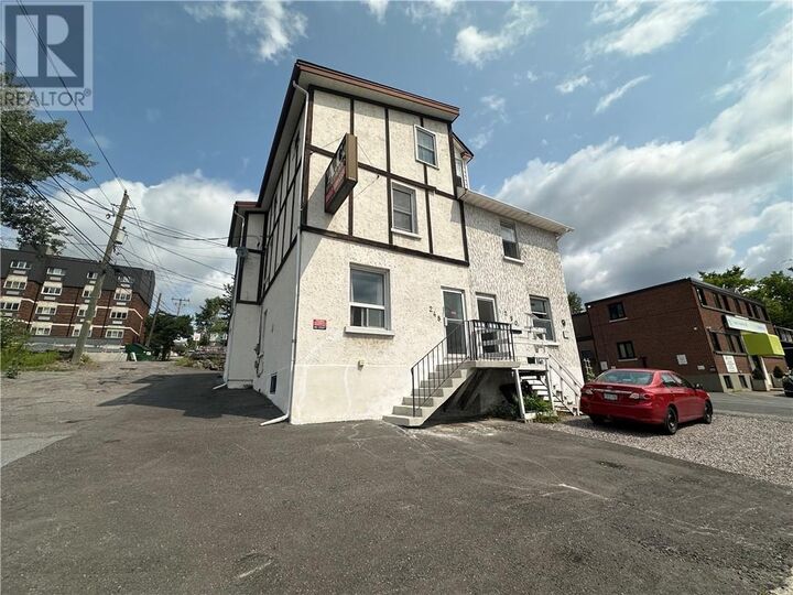 Property Photo:  248 Cedar Street  ON P3B 1M7 