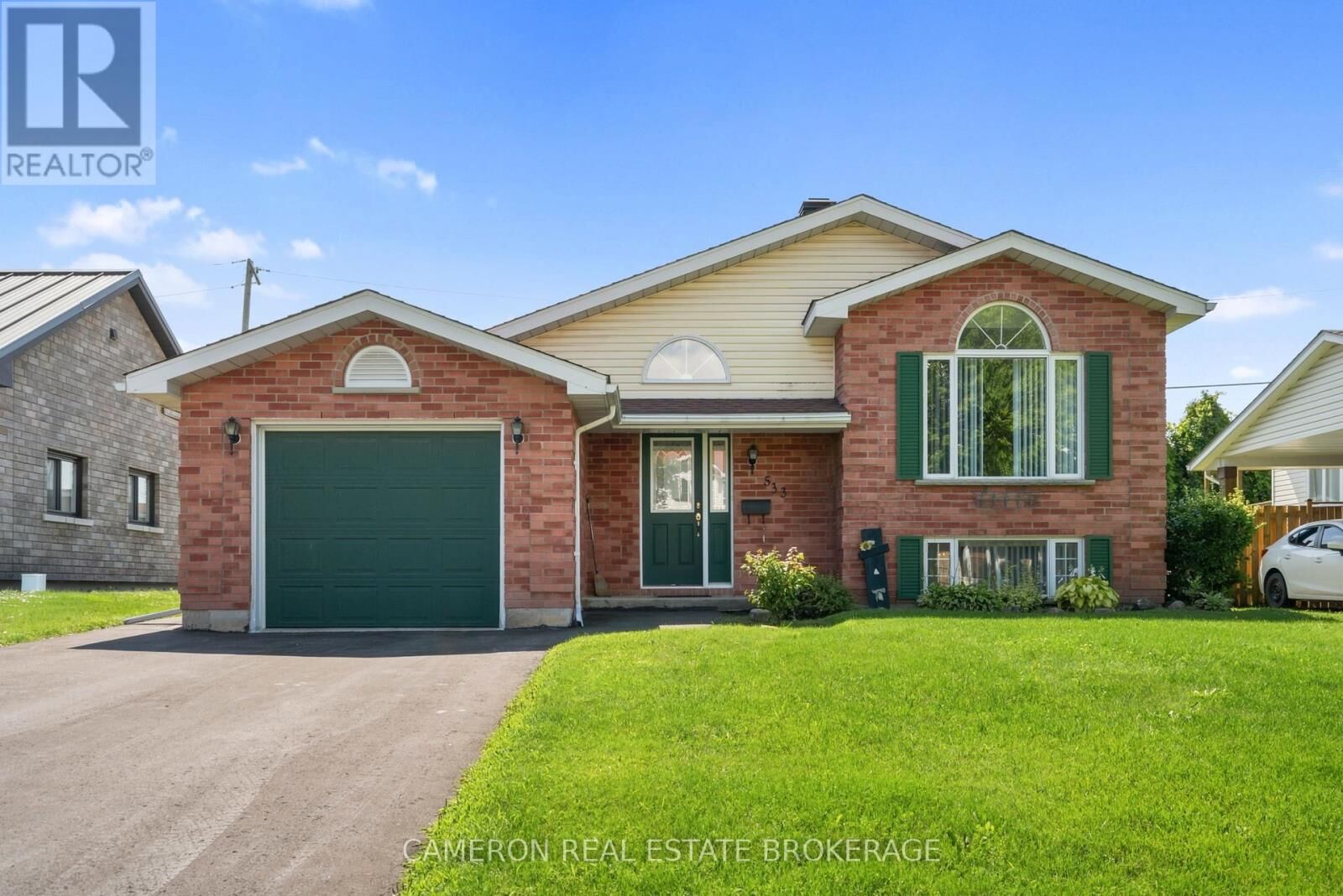 Property Photo: 533 Jase Street ON K6H 7G5