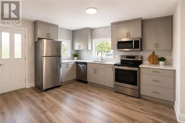 Property Photo: 1099 Gordon Avenue ON P3A 2V5
