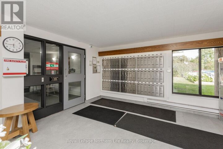 Property Photo:  161 Lindsay Street 302  ON P1B 8P6 