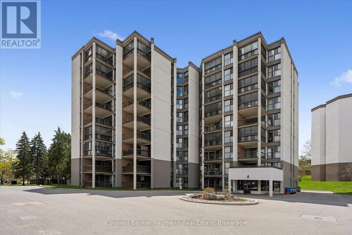 Property Photo:  22 Marilyn Drive 708  ON N1H 7T1 