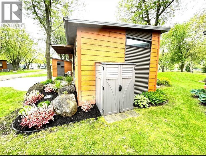 Property Photo: 981 County Rd 2 Road 707 ON N8L 1B4