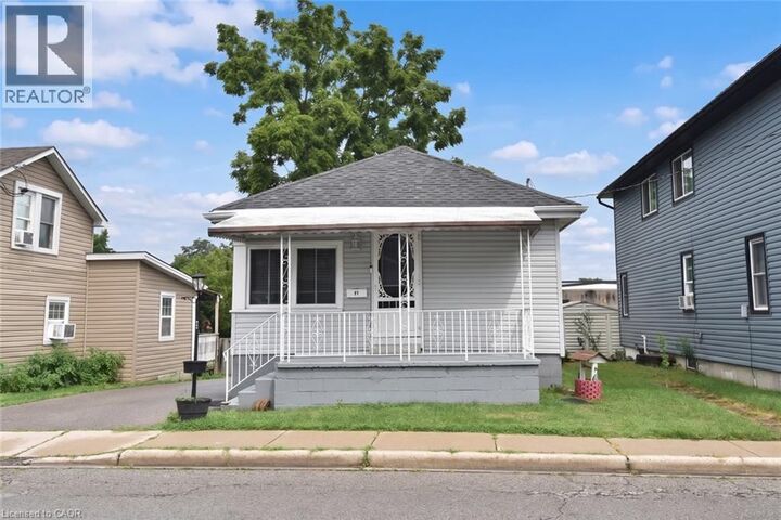 Property Photo:  63 Patterson Street  ON N3Y 1J4 