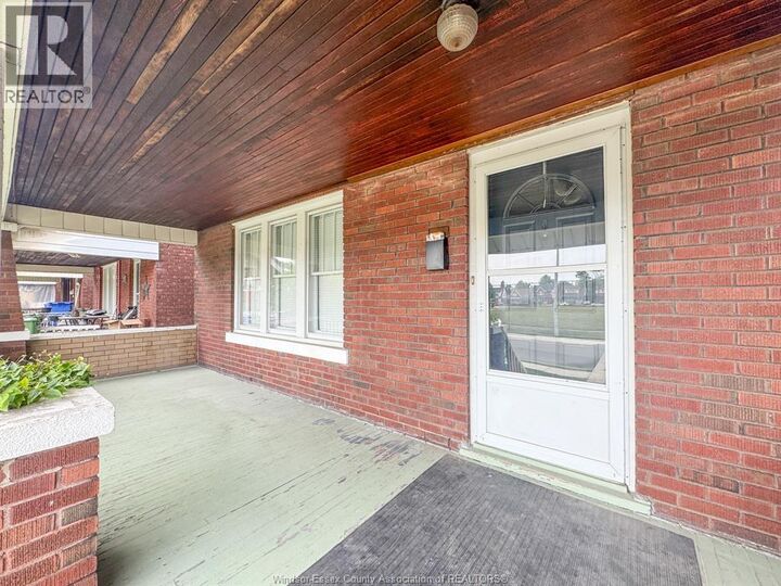 Property Photo: 1111 Elsmere ON N9A 2A1