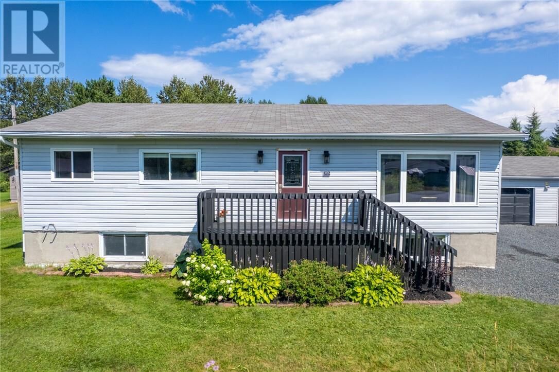 Property Photo:  3026 Elm Street  ON P3N 1R8 