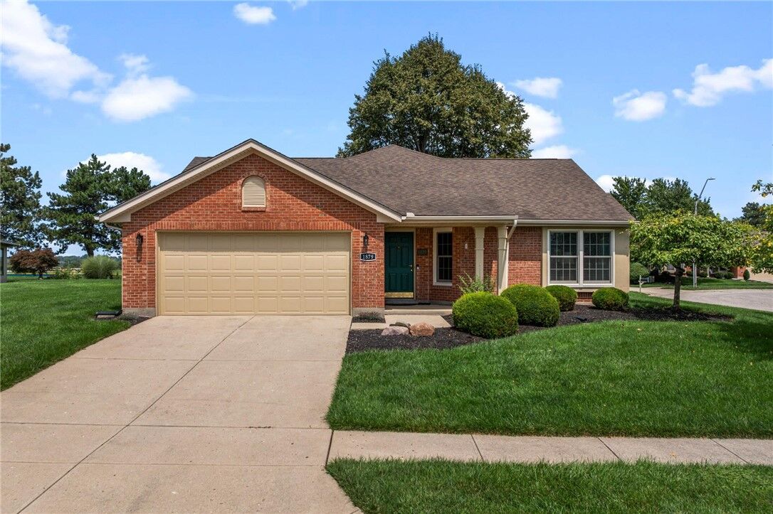 Property Photo: 1879 Brandonhall Drive OH 45342