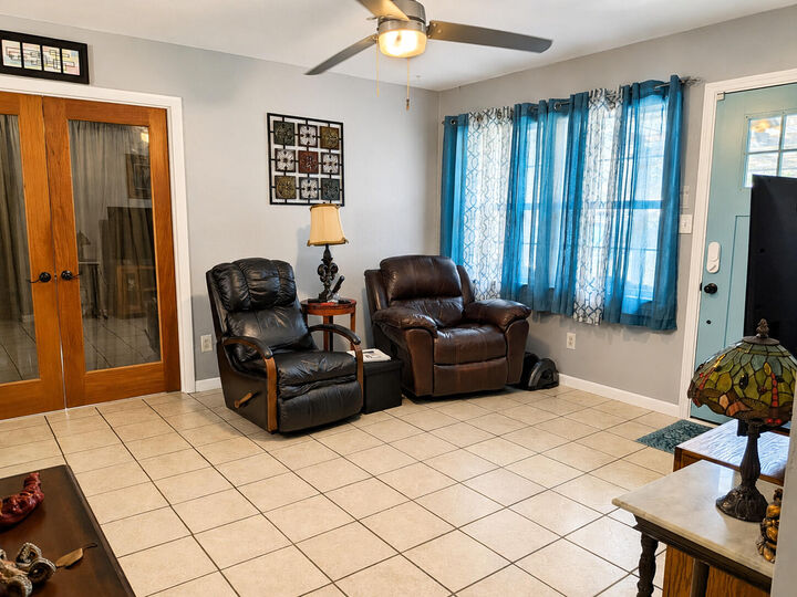 Property Photo:  4679 Oakland Drive  FL 32526 
