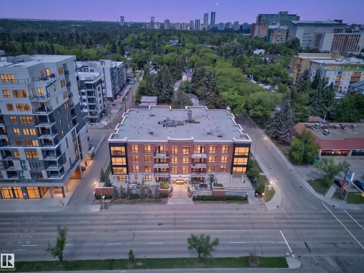 Property Photo:  11710 87 Avenue NW 403,  AB T6G 0Y3 