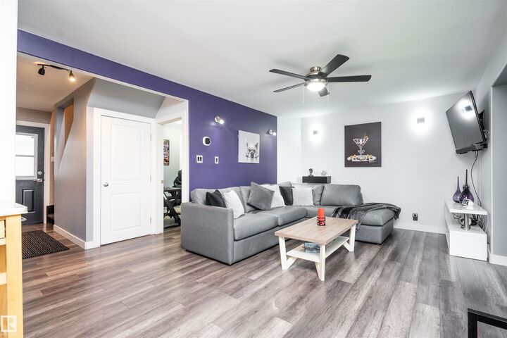 Property Photo: 6111 119 Avenue NW AB T5W 1J7
