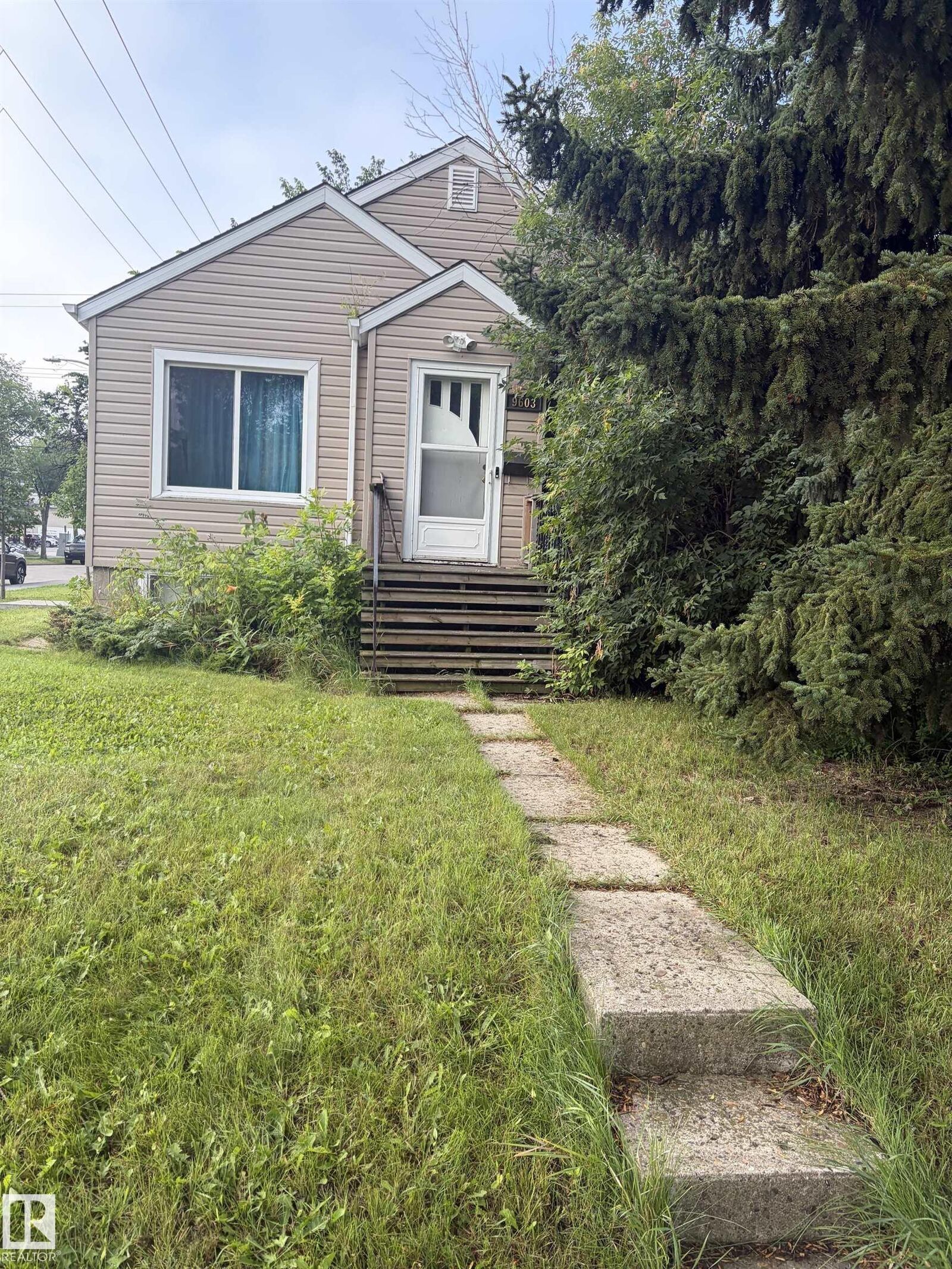 Property Photo: 9603 83 Avenue NW AB T6C 1C1