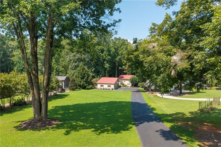 Property Photo:  346 Indian Cove Drive  GA 30534 