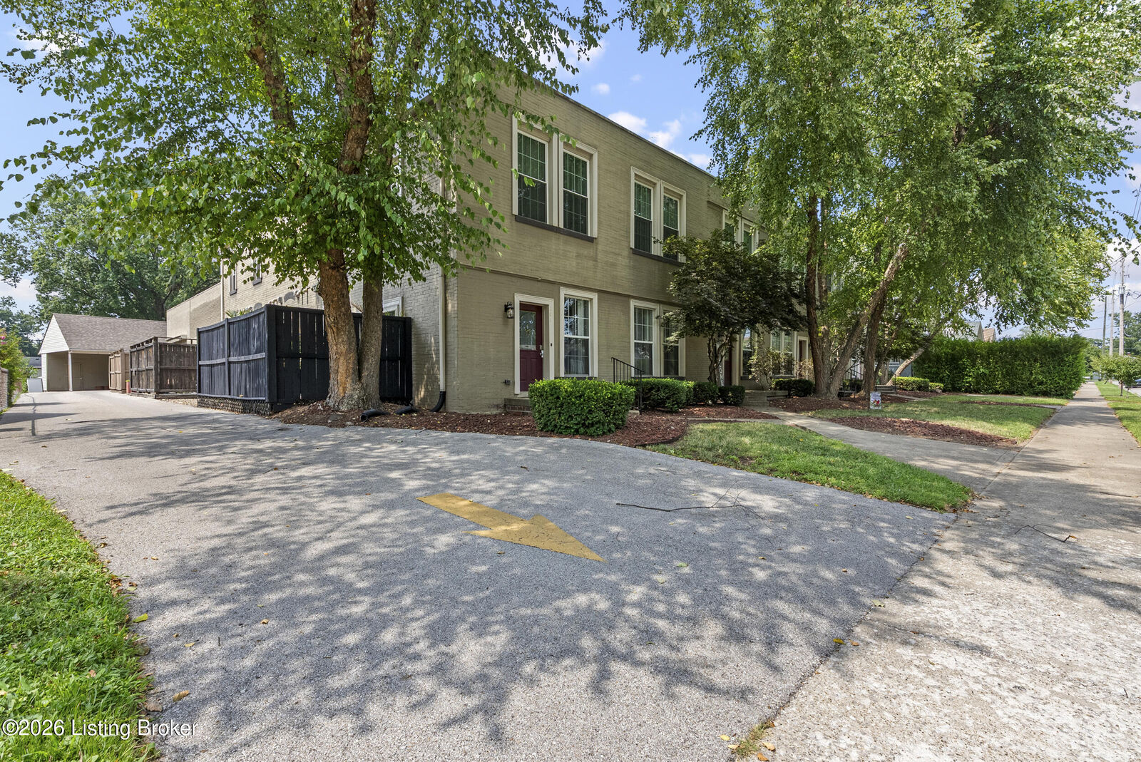 Property Photo:  925 E 7th St Apt 104  IN 47130 
