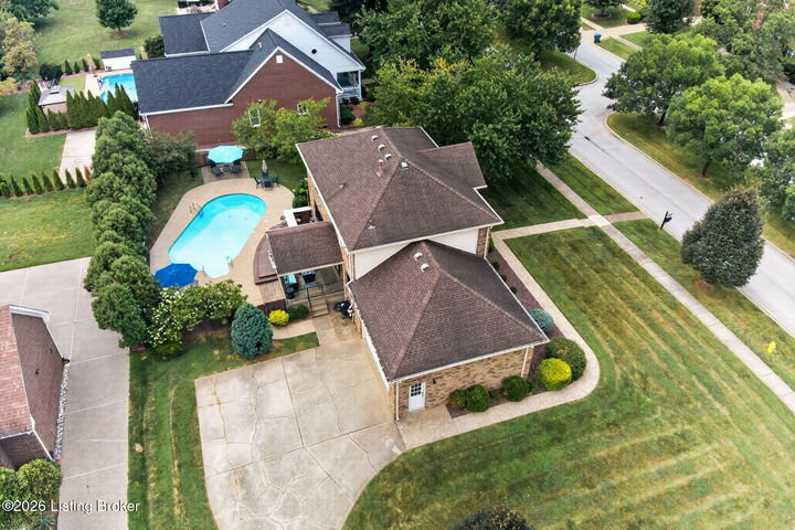 Property Photo: 10106 Stone School Rd KY 40059