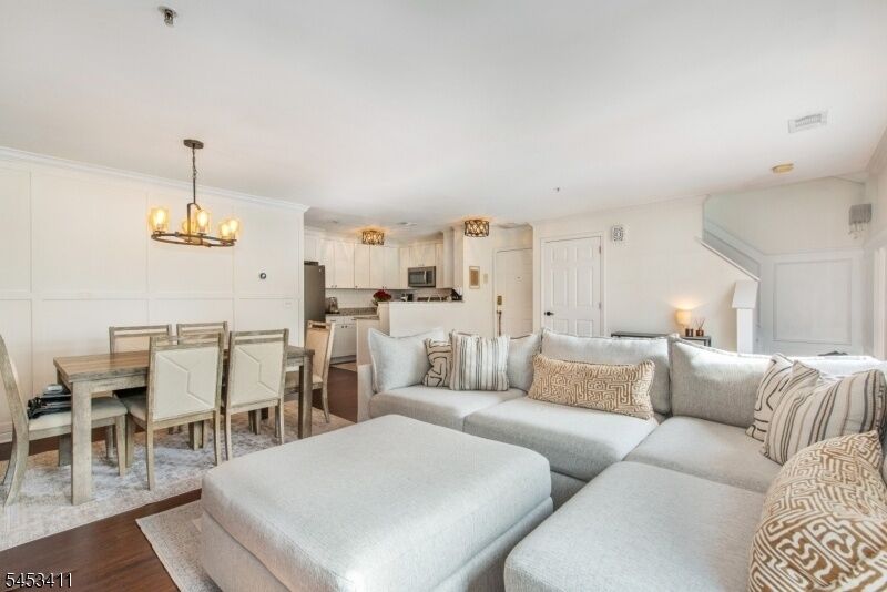Property Photo:  44 Ridgedale Ave 114  NJ 07960 