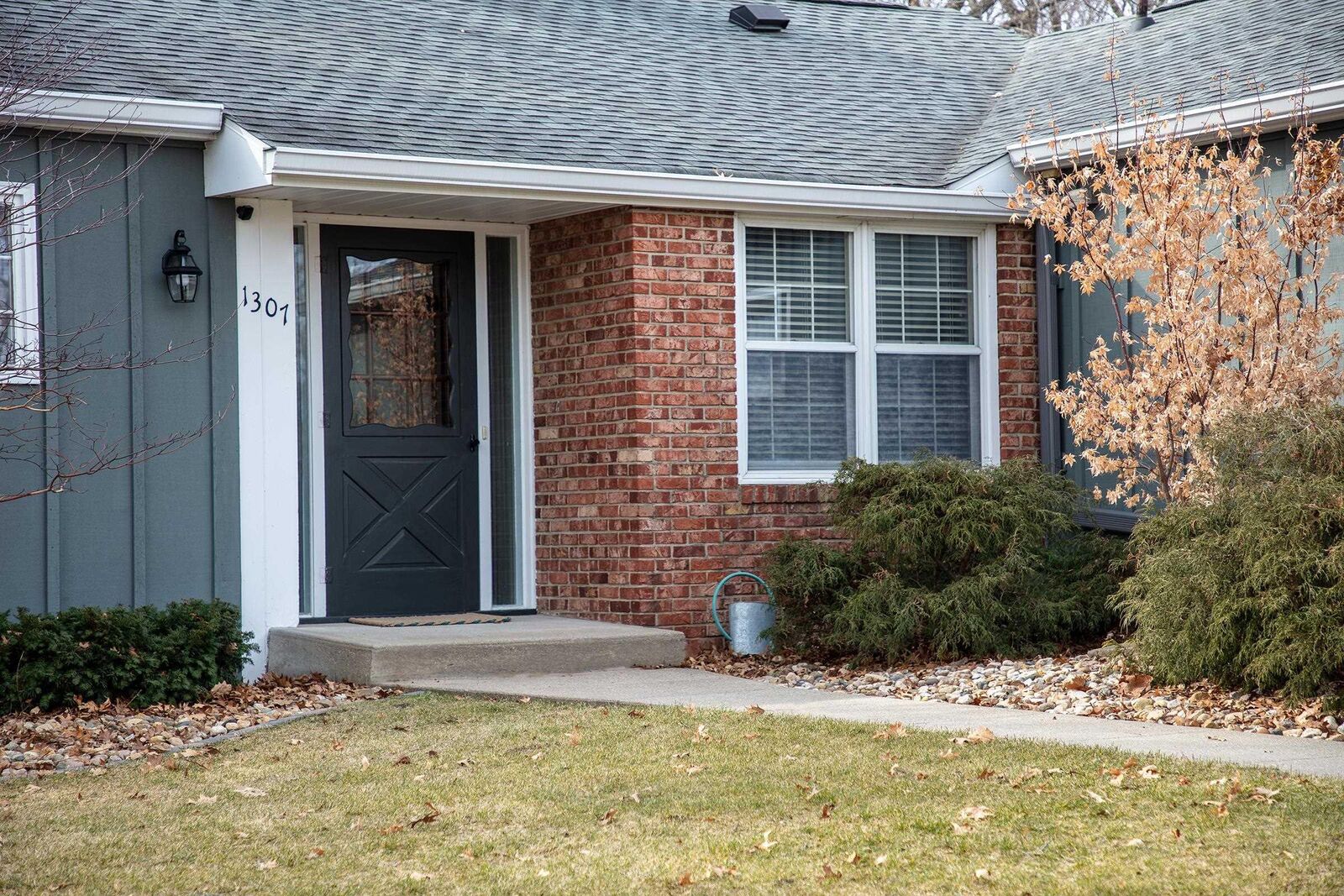 Property Photo:  1307 Cedar River Drive  IA 50677 